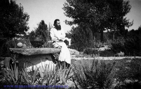 547514_498307330213387_166623172_n