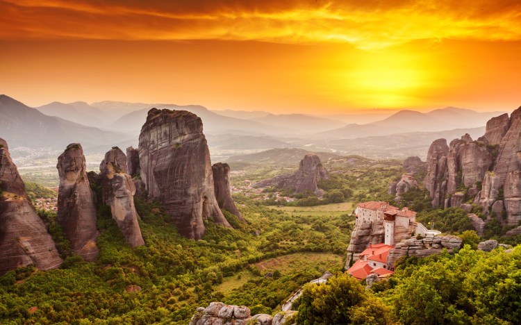 meteora_monastery_sunset_greece-wide.jpg